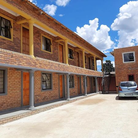 Katlehong Elson Lodge K1 מראה חיצוני תמונה